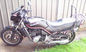 1984 Suzuki GS 250 FWS photo